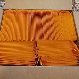 100 #000 Kraft Bubble Mailers Yellow 4x7.5" or White 4.63x6.75"